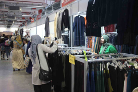 AYDIN'DAKİ GİYİM FESTİVALİ YOĞUN İLGİ GÖRÜYOR